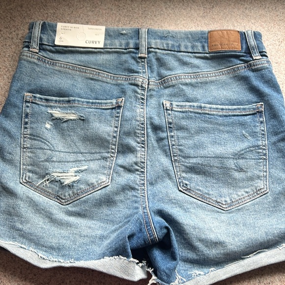 Stretch hi rise shorts - Picture 3 of 3